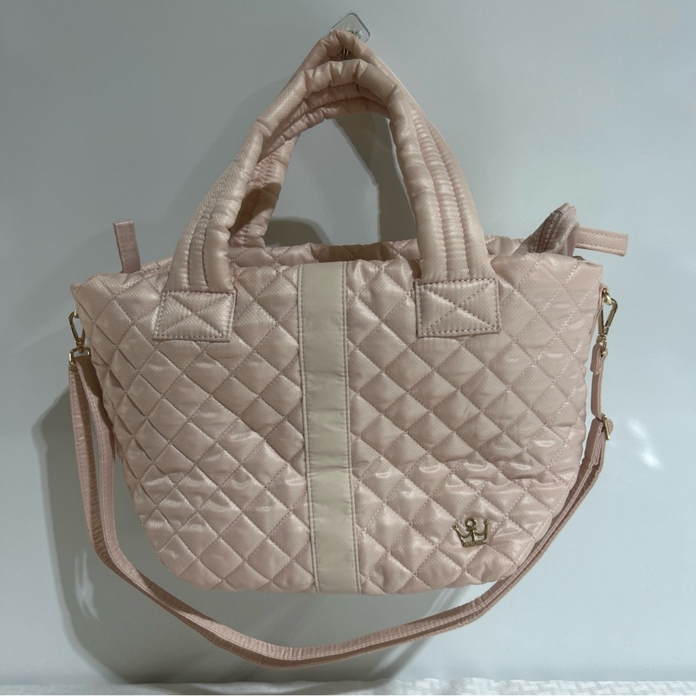 Oliver Thomas Large PURSE LIGHT PEACH W/ Pouch Bag Pockets NWOT. NO TAGS